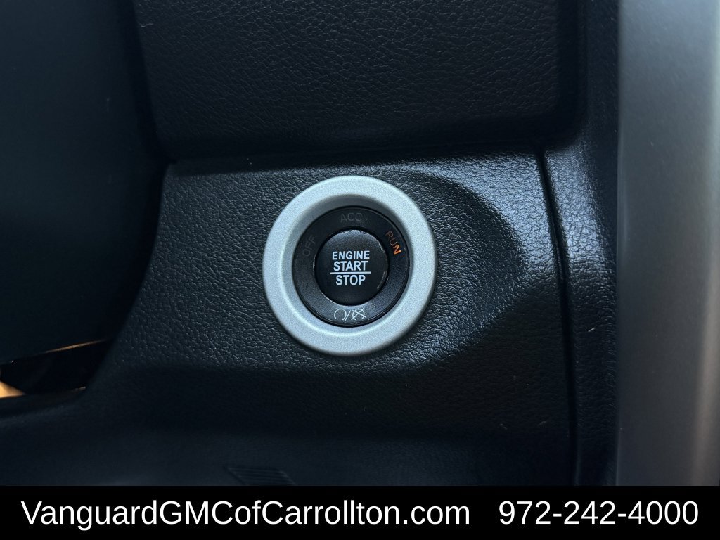 Used 2018 RAM 1500 Laramie w/ Convenience Group AWD/4WD image 24