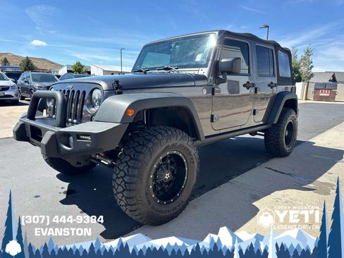 Used 2014 Jeep Wrangler Unlimited Rubicon AWD/4WD image 7