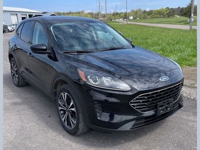 Used 2021 Ford Escape SE w/ SE Sport Appearance Package