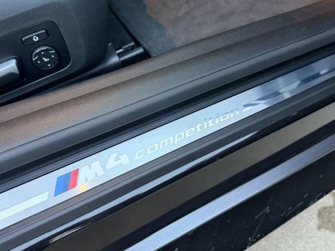 Used 2021 BMW M4 Competition w/ M Carbon Exterior Package image 21
