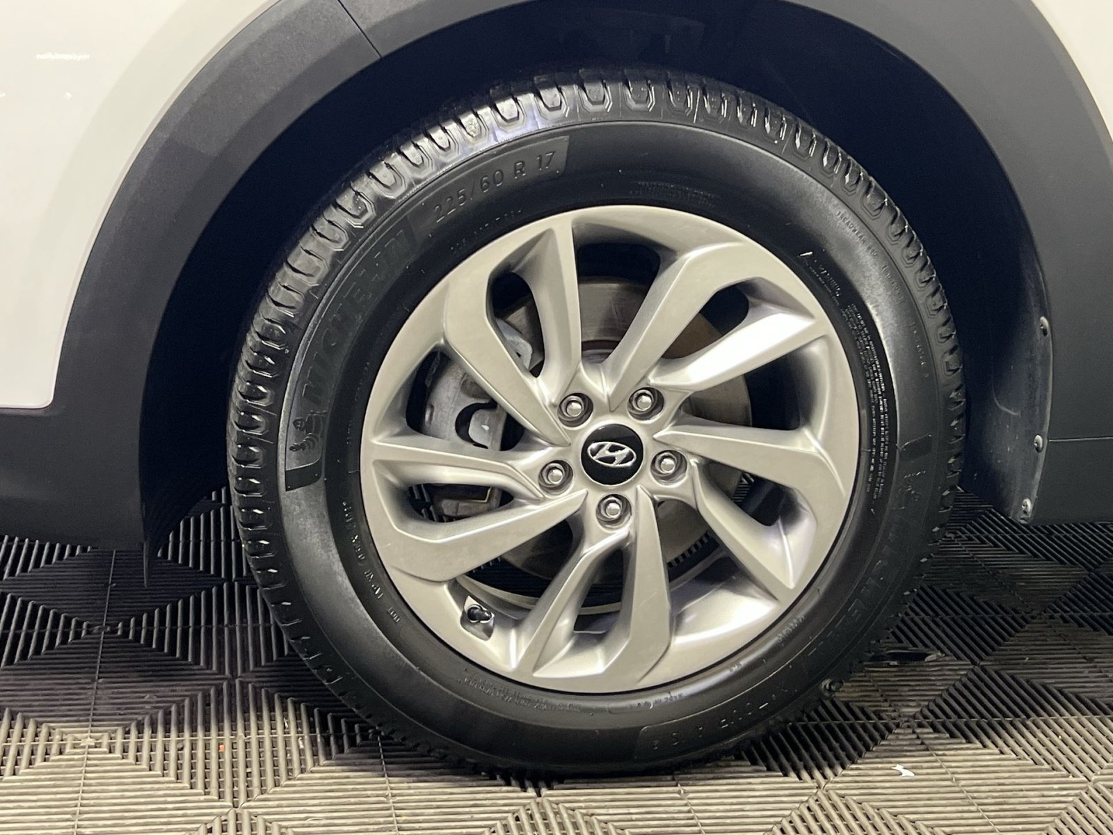 Used 2017 Hyundai Tucson Eco AWD/4WD image 12
