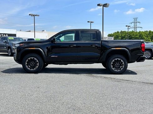New 2026 GMC Canyon AT4 w/ AT4 Premium Package AWD/4WD image 6