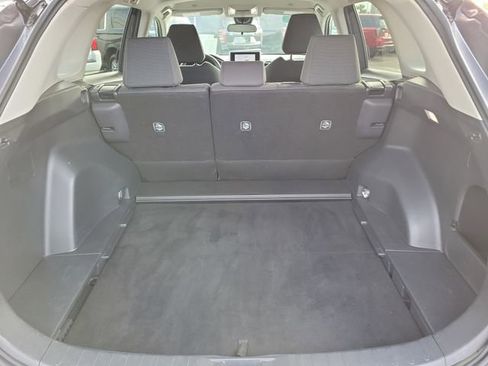 Used 2024 Toyota RAV4 LE AWD/4WD image 7