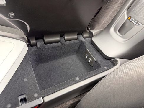 Used 2026 Chevrolet Corvette ZR1 w/ ZR1 Carbon Fiber Aero Package image 74