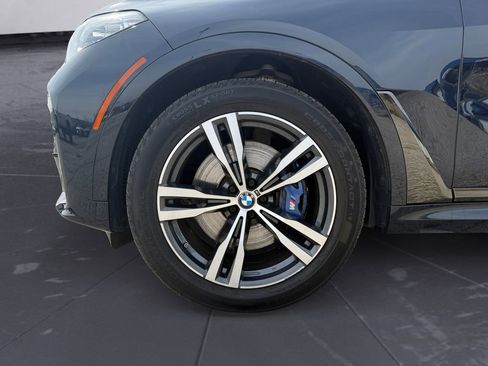 Used 2021 BMW X7 M50i AWD/4WD image 23
