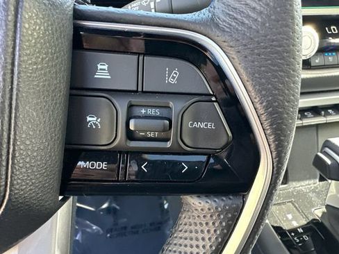 Certified 2025 Toyota Tundra Platinum AWD/4WD image 37