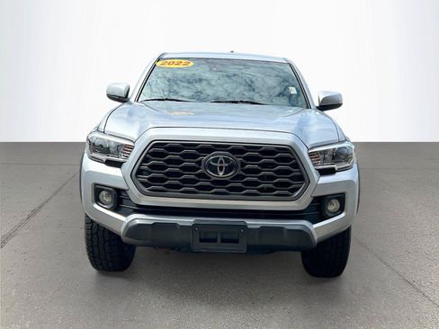 Used 2022 Toyota Tacoma TRD Off-Road AWD/4WD image 9