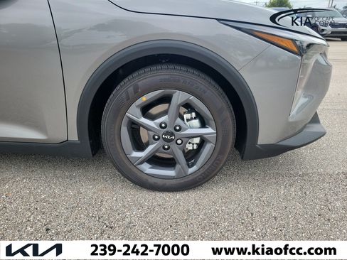 New 2026 Kia K4 FWD image 7