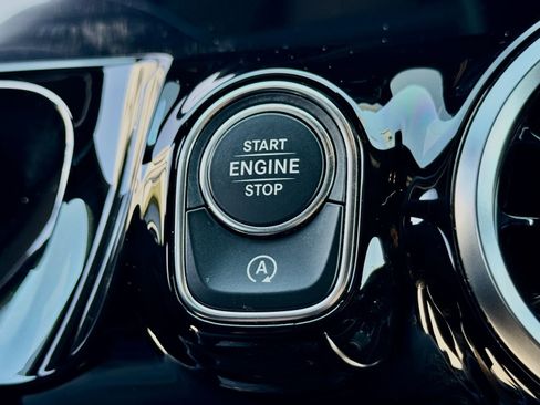 Used 2023 Mercedes-Benz GLA 250 image 35