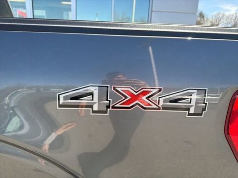 Used 2022 Ford F150 XLT w/ Equipment Group 302A High image 18