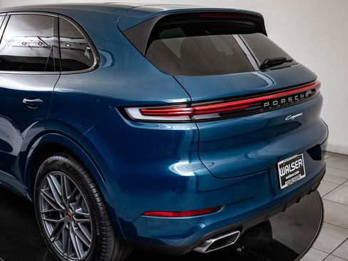 New 2026 Porsche Cayenne AWD/4WD image 19