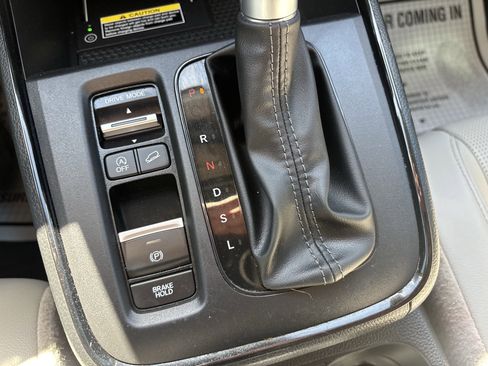 Used 2024 Honda CR-V EX-L image 34