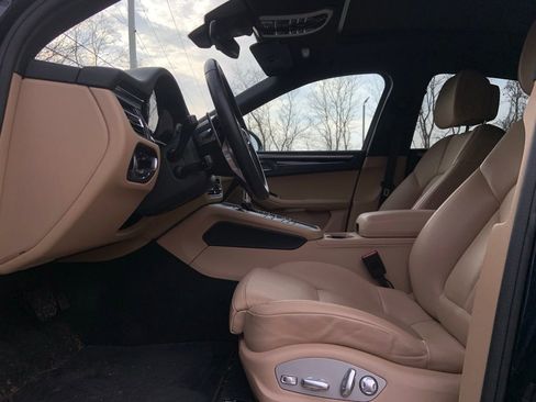 Used 2019 Porsche Macan S image 11