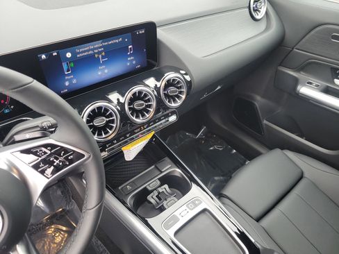 Certified 2026 Mercedes-Benz GLA 250 image 24