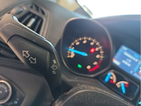 Used 2015 Ford Escape S image 30