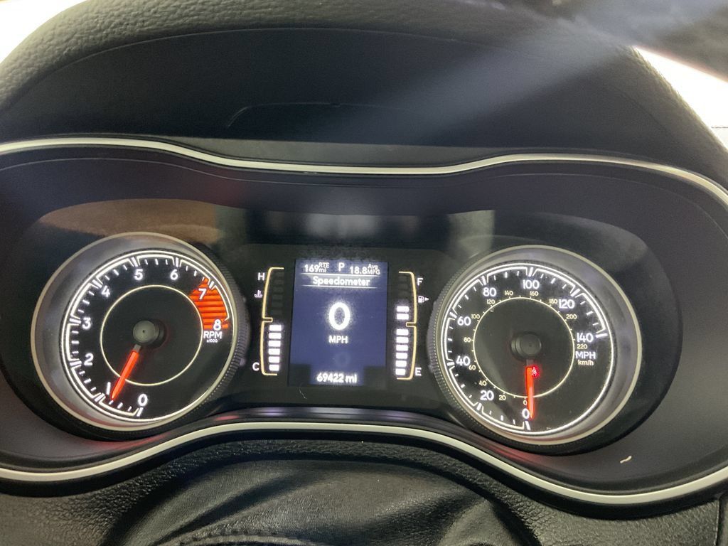 Used 2021 Jeep Cherokee Latitude Lux AWD/4WD image 26