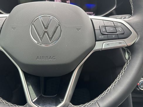 Used 2024 Volkswagen Taos S image 17