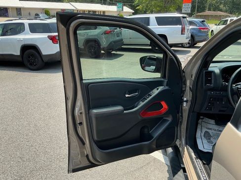 Used 2022 Nissan Frontier Pro-X w/ Technology Package RWD image 15