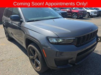 Used 2023 Jeep Grand Cherokee L Laredo