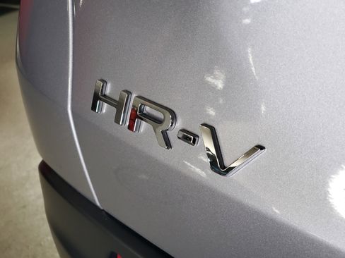 Certified 2024 Honda HR-V LX image 6