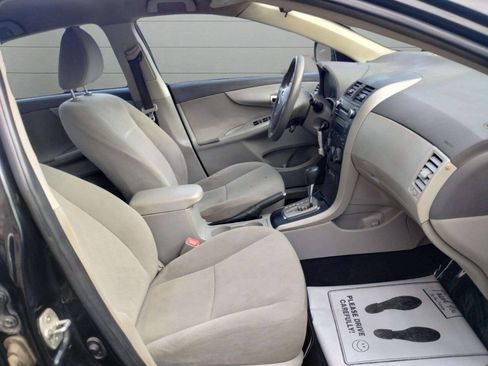 Used 2010 Toyota Corolla LE FWD image 17