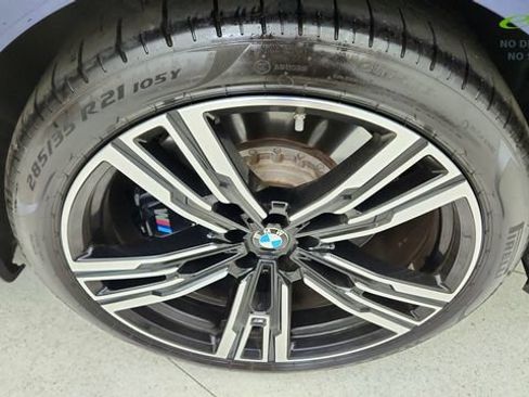 Used 2023 BMW 760i xDrive AWD/4WD image 59