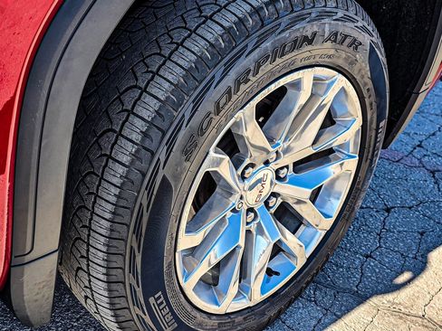 Used 2020 GMC Sierra 1500 SLT w/ SLT Premium Plus Package image 17