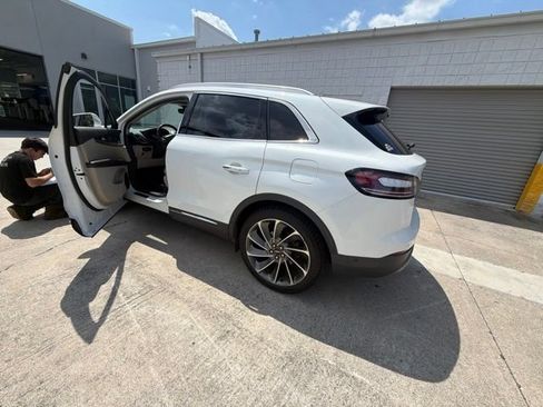 Used 2020 Lincoln Nautilus Reserve w/ Equipment Group 201A FWD image 28