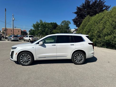 Used 2021 Cadillac XT6 Premium Luxury AWD/4WD image 3