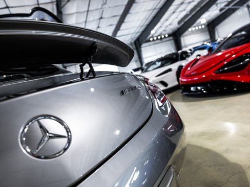 Used 2011 Mercedes-Benz SLS AMG Coupe image 19