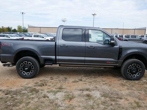 New 2026 Ford F350 Platinum w/ FX4 Off-Road Package image 3