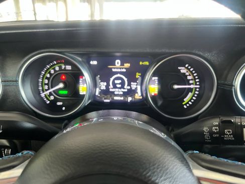 Used 2023 Jeep Wrangler Unlimited Rubicon 4xe w/ Steel Bumper Group AWD/4WD image 71