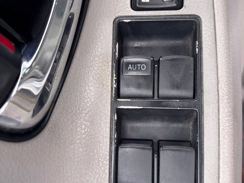 Used 2009 Toyota Camry LE FWD image 15