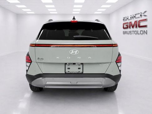 Used 2024 Hyundai Kona Limited AWD/4WD image 7