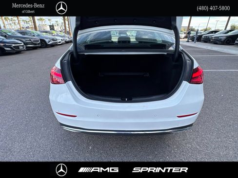 Used 2024 Mercedes-Benz C 300 Sedan image 8