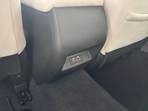 Used 2025 Nissan Altima 2.5 SV FWD image 23