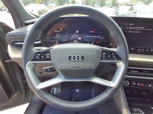 Certified 2025 Audi Q5 Premium w/ Premium Plus AWD/4WD image 18