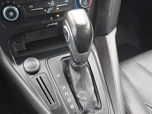 Used 2016 Ford Focus SE w/ Equipment Group 201A image 29
