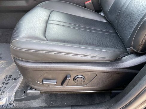 Used 2023 Kia Sorento S FWD image 22