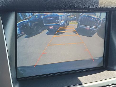 Used 2015 Chevrolet Suburban LT w/ Luxury Package RWD image 15