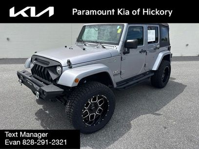 Used 2017 Jeep Wrangler Unlimited Sahara w/ Connectivity Group
