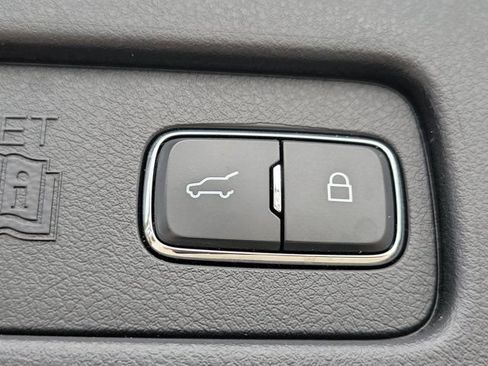 Certified 2020 Lincoln Aviator Reserve w/ Equipment Group 202A AWD/4WD image 9