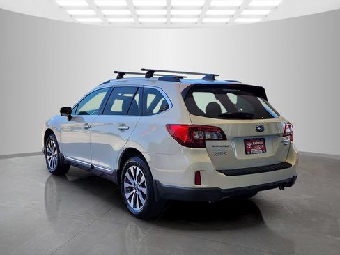 Used 2017 Subaru Outback 3.6R Touring w/ Popular Package #5A AWD/4WD image 7