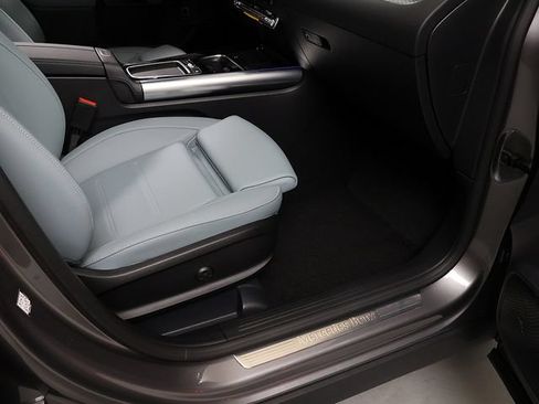 Certified 2026 Mercedes-Benz GLA 250 4MATIC image 36