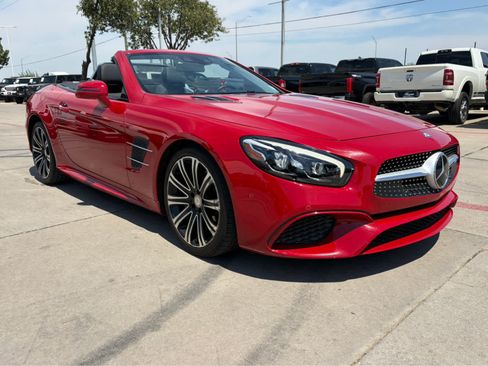 Used 2017 Mercedes-Benz SL 450 image 4