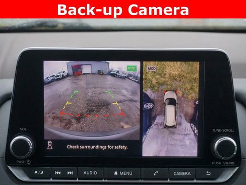 Used 2021 Nissan Rogue SV image 9