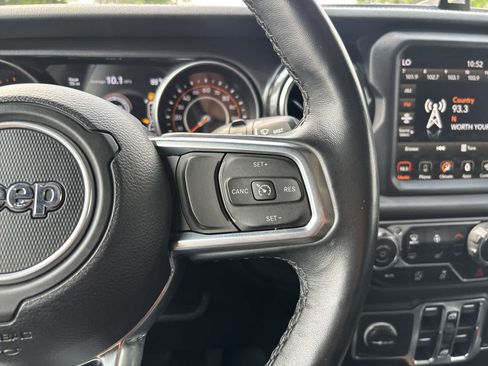 Certified 2021 Jeep Wrangler Unlimited Sahara AWD/4WD image 16
