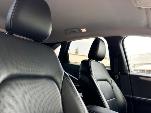Used 2024 Ford Escape Platinum AWD/4WD image 19
