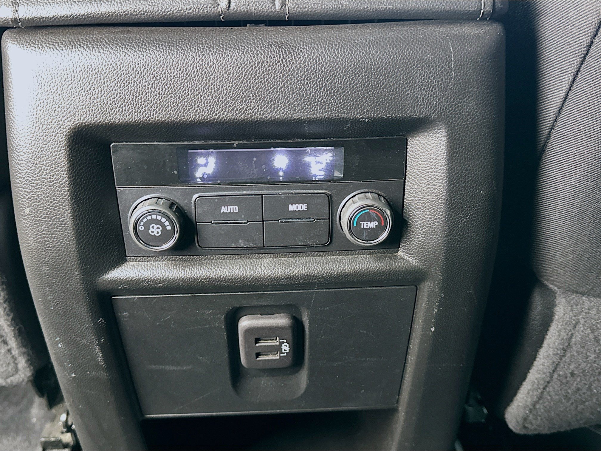 Used 2023 Chevrolet Traverse LT AWD/4WD image 16
