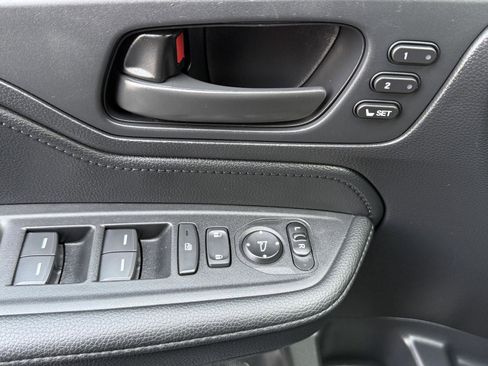 Used 2025 Honda Odyssey Sport-L image 30